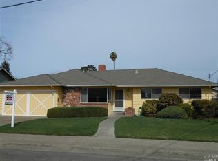 3625 Greencrest Dr, Santa Rosa, CA 95405
