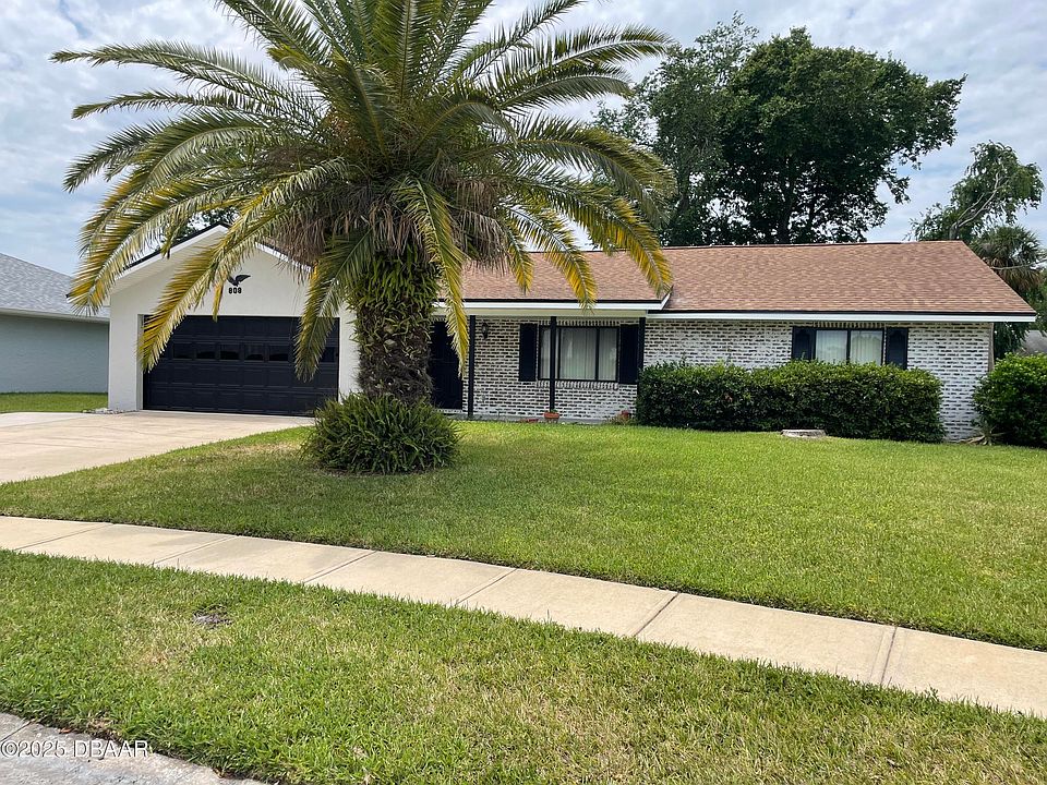2nd image of 808 Scrub Oak St