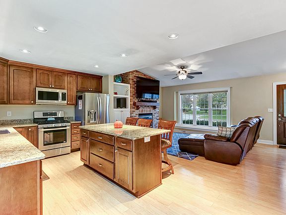 5th image of 2403 Cherrywood Ct