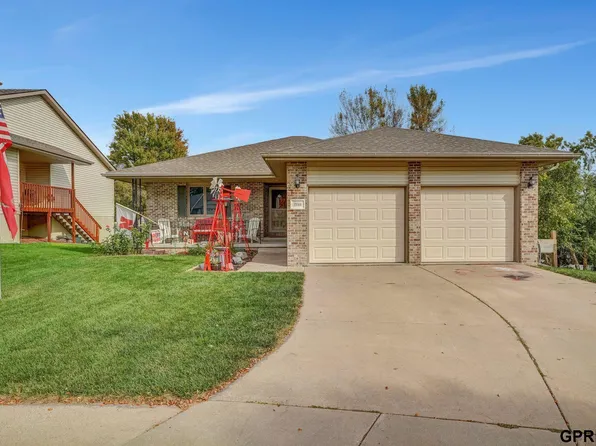2340 Atwood Cir, Lincoln, NE 68521