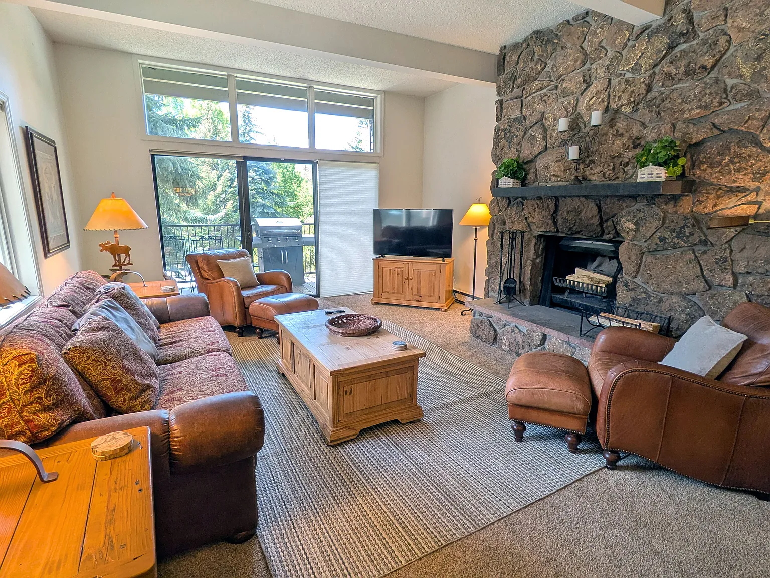3 bed, 1640 sqft, $4,500 — Photo 3