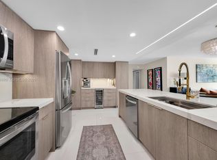Commodore Club West, Key Biscayne, FL 33149