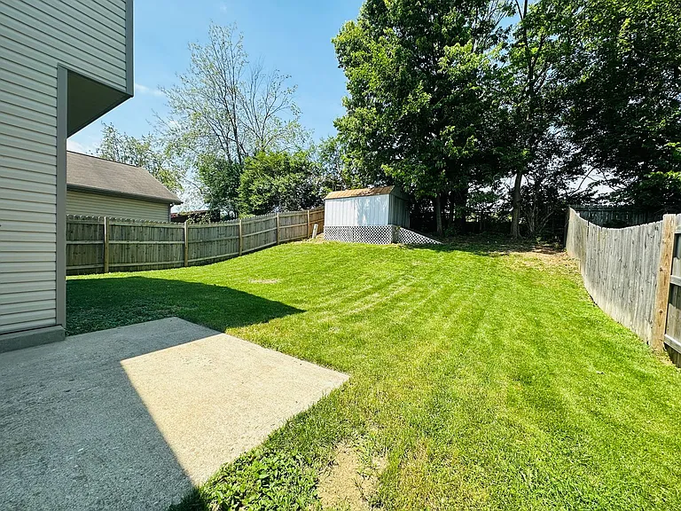 1437 Day Lily Dr — Photo 30