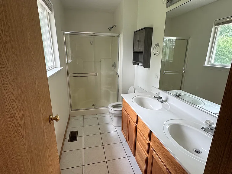Casey Ln — Photo 11