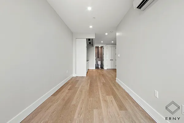 Rented by ERNY LLC | media 7