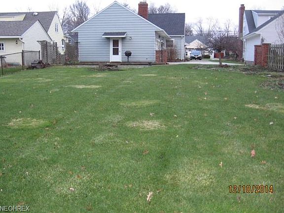 5th image of 256 E 280th St