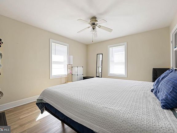 5th image of 27504 Riverside Drive Ext