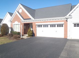 115 Foxchase Dr, Canonsburg, PA 15317