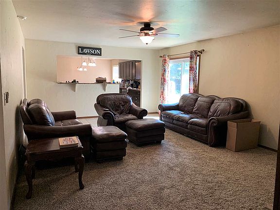 3rd image of 120 Overcrest Rd