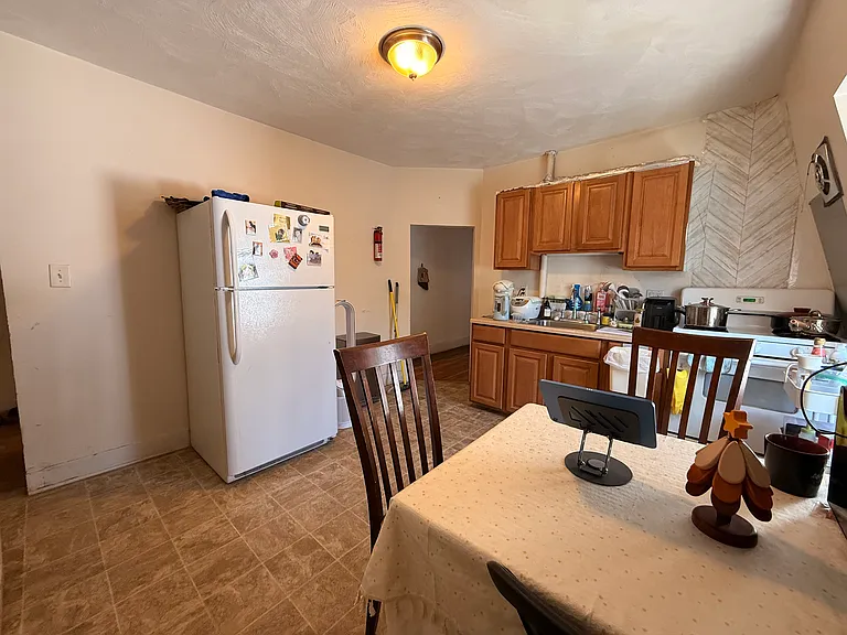 7 Linden Pl #2 — Photo 4