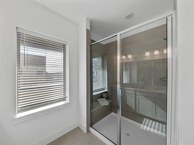 1059 Maverick Dr — Photo 21