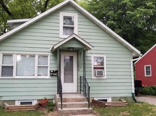 1630 11th St N, Fargo, ND 58102