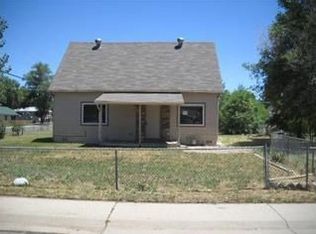 5996 Oneida St, Commerce City, CO 80022