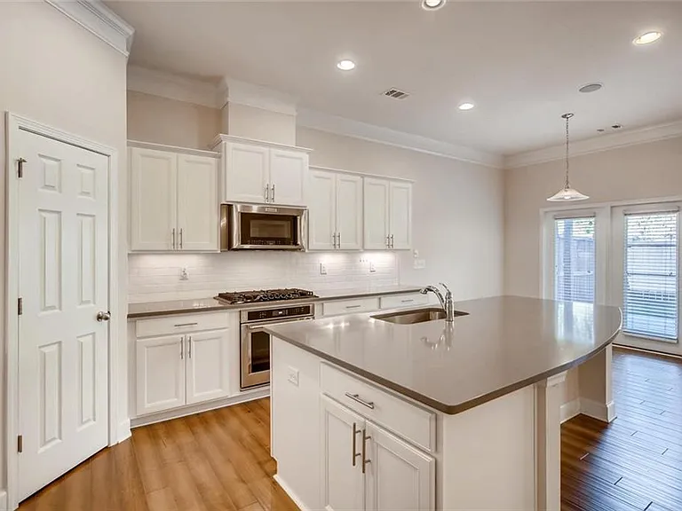 2255 Emerald Sky Dr — Photo 8