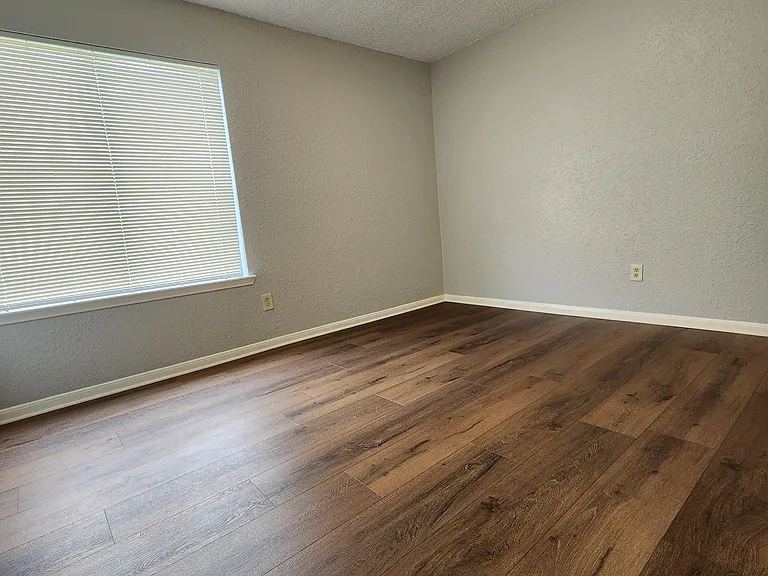 11411 Pagoda Dr — Photo 19