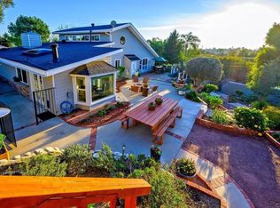 2469 E Mission Rd, Fallbrook, CA 92028