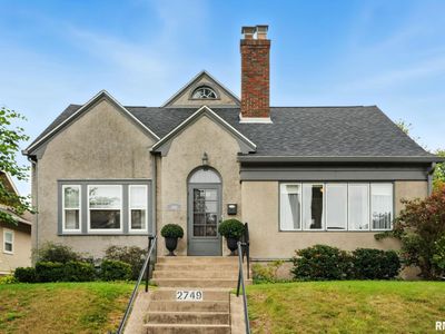 2749 15th Ave, Moline, IL, 61265