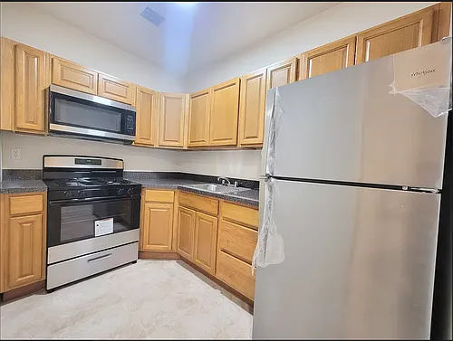 147 W 230th St #2J Photo 1