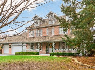 48 Oak Creek Dr, Yorkville, IL