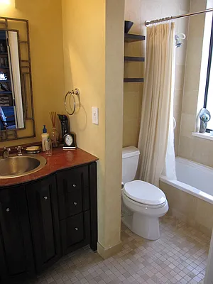 Rented by Newell and Assoc. | media 30