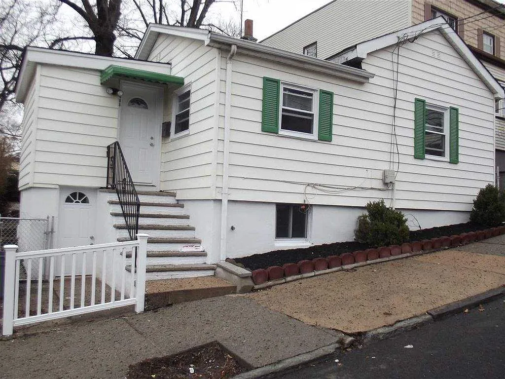1410 81st St photo 1
