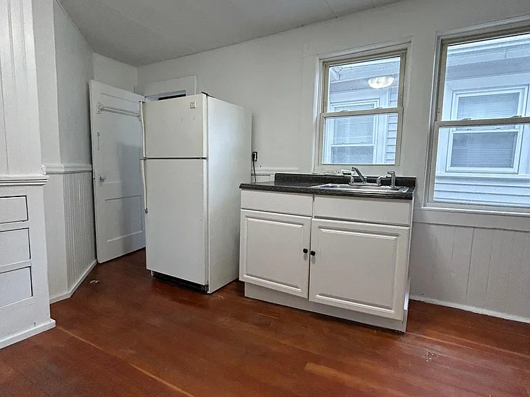 93 W Pearl St #7 — Photo 1