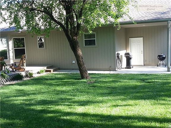 COVERED PATIO 10X11 GREAT FOR DAYS WHEN THE WEATHER DOESN'T WANT TO COOPERATE AND YOU ARE GRILLING.