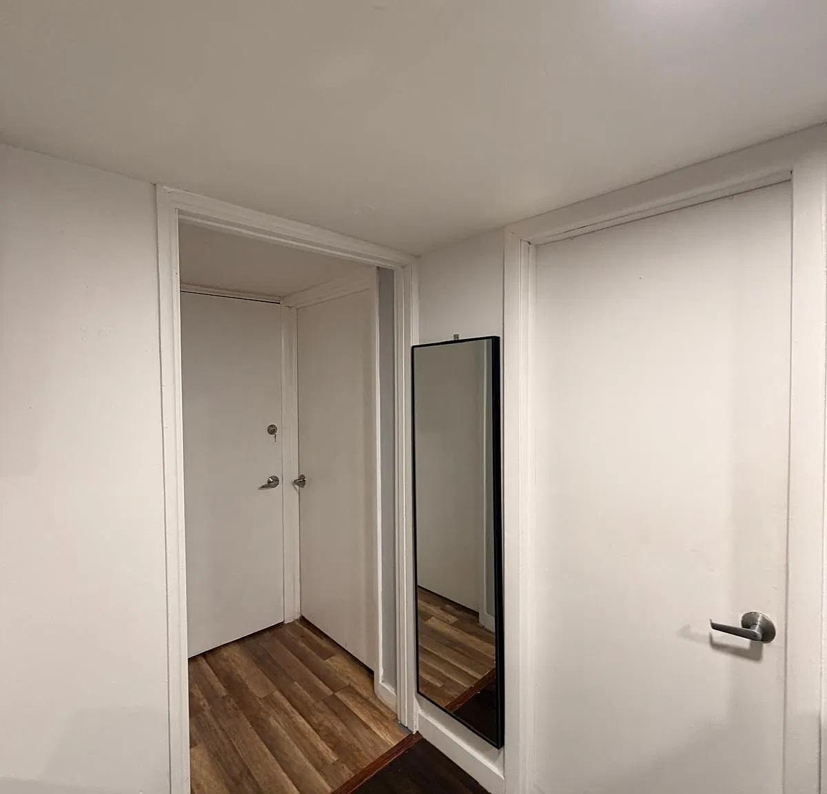 2 bed, $1,900 — Photo 4
