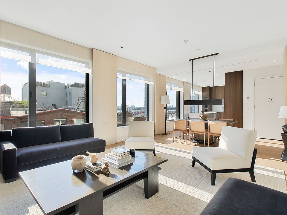 1st image of 465 Washington St #8