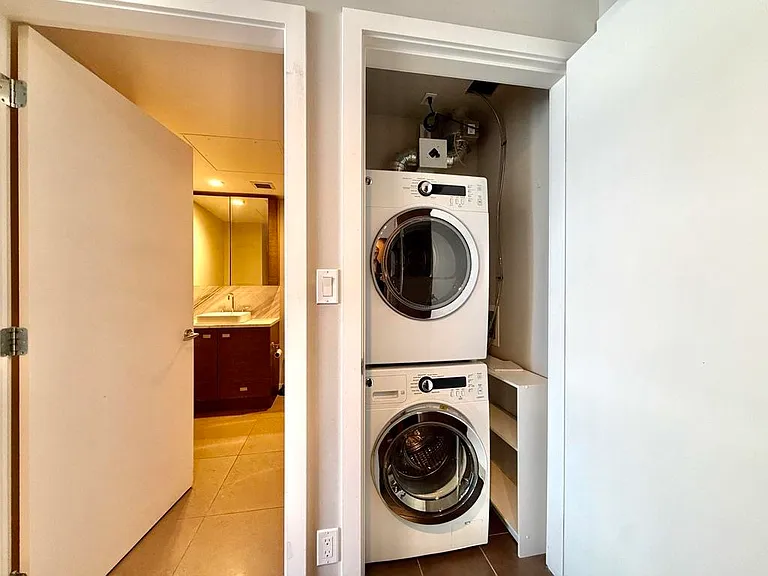 6311 Cambie St #506 — Photo 13