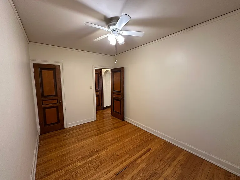 4480 N Oakland Ave — Photo 19