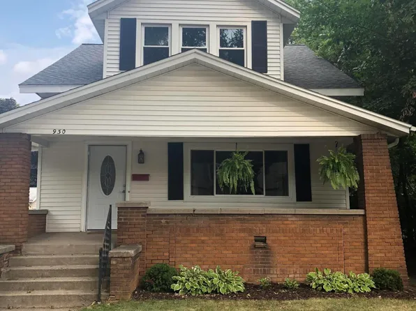 930 Powers Ave NW, Grand Rapids, MI 49504