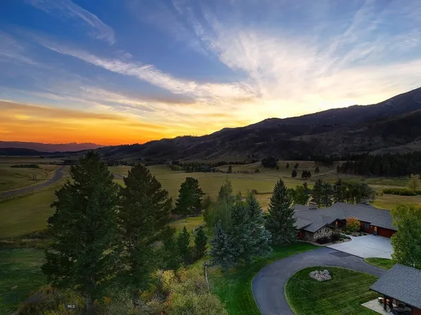7180 Tepee Ridge Rd, Bozeman, MT 59715