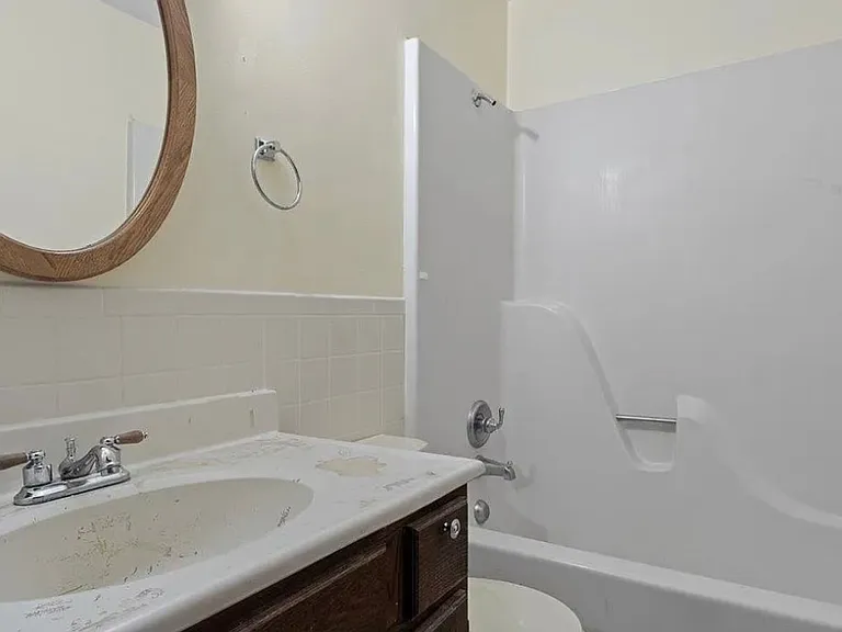 3033 Shadowfax Dr — Photo 10