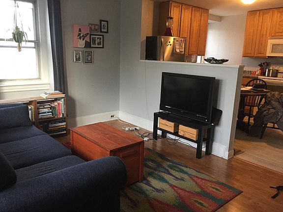 3rd image of 50 E Willow Grove Ave APT 3A