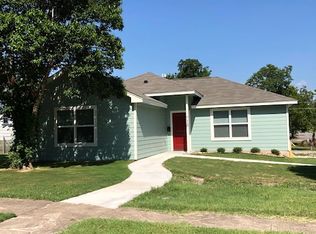 718 N 1st St, Temple, TX 76501