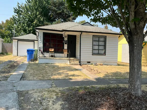 2345 Laurel Ave NE, Salem, OR 97301