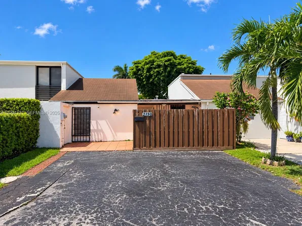 2130 SW 122nd Ct, Miami, FL 33175