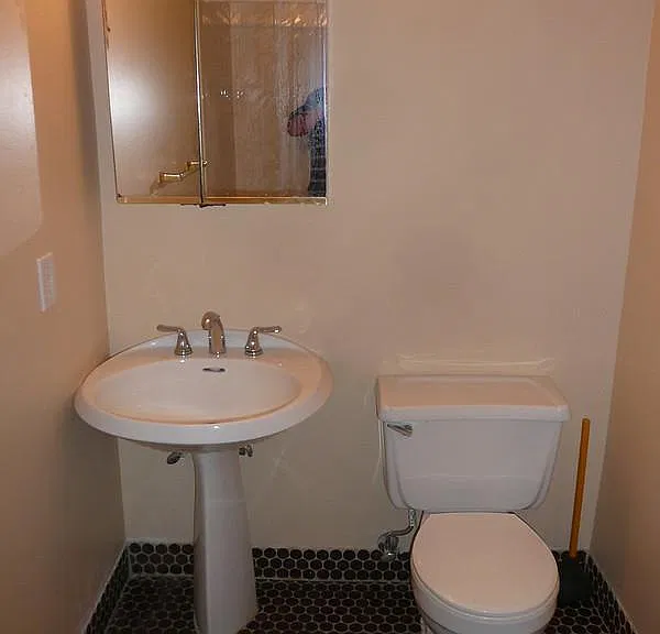 1012 E Capitol St NE #B — Photo 15