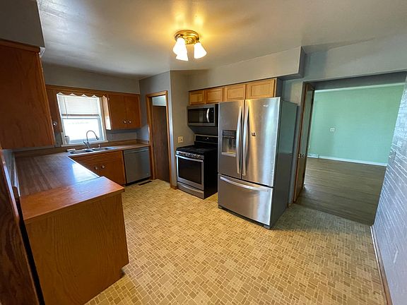 2nd image of 79026 320th St