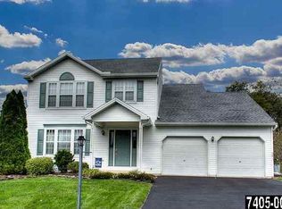30 Farm Ln, Farms, PA 17345