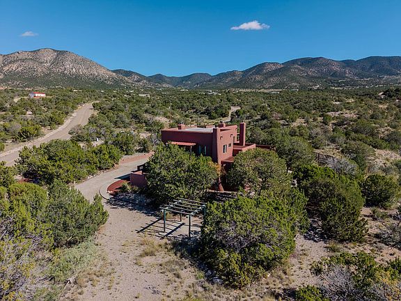2nd image of 658 Laborcita Canyon Rd