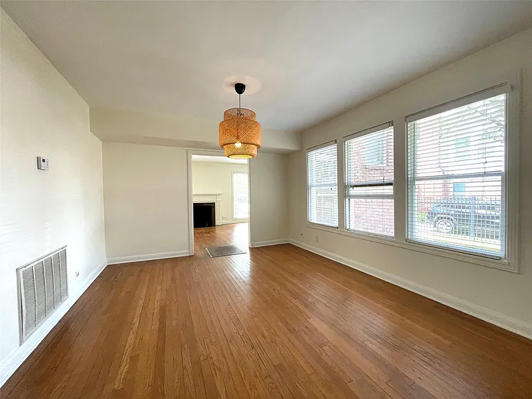2102 Milford St #1 — Photo 6