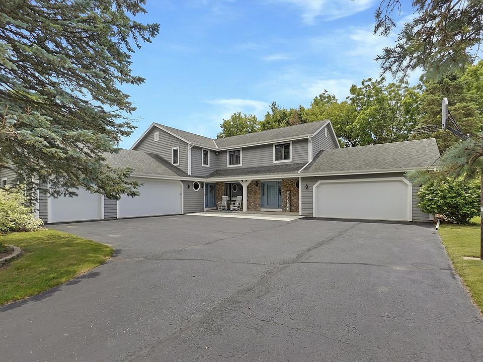 1st image of N30W23511 Greenfield COURT