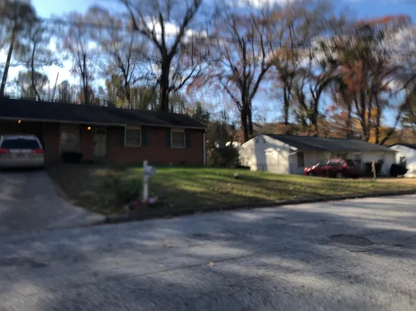 3466 Fairlane Dr NW, Atlanta, GA 30331