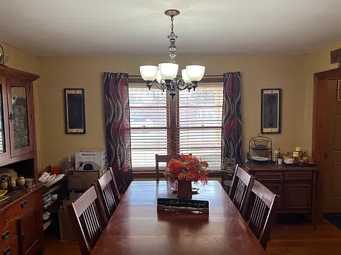 190 E Poplar St — Photo 9