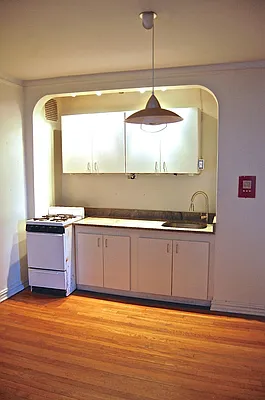 Sold by Resimplefy | media 5