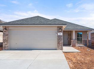 2004 Cottonwood Ave, Wolfforth, TX 79382