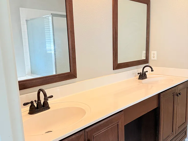 5528 Misty Wood Ct — Photo 22