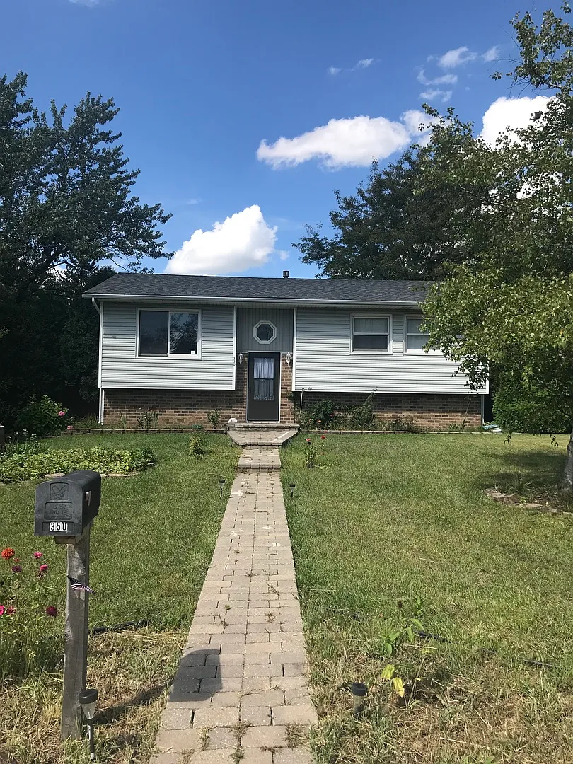 350 Idlewood Dr photo 1